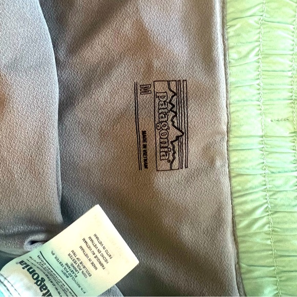 Patagonia lined shorts SZ Med - Picture 3 of 6